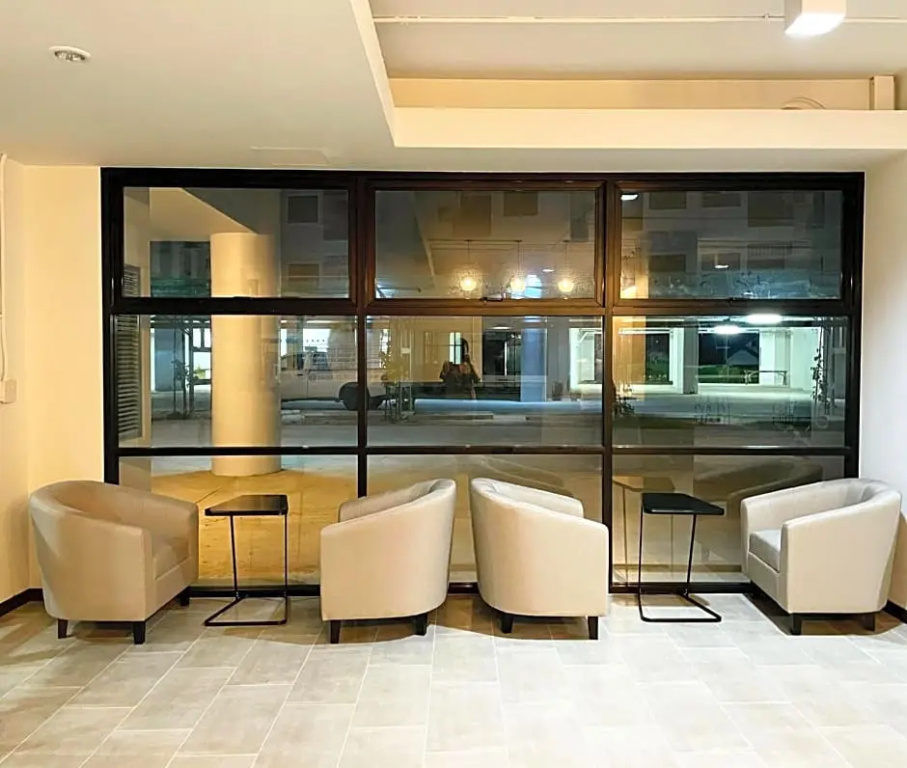 Siri Residence Bowin