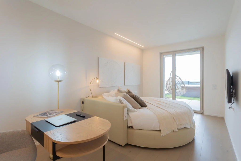 La Vista Bonita by Rent all Como