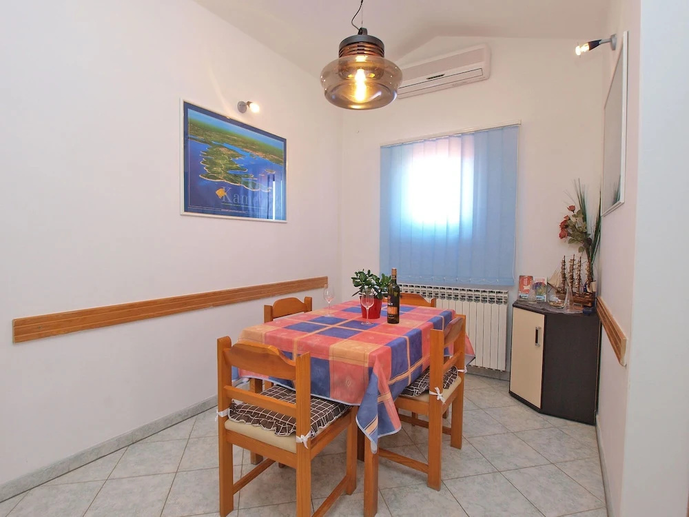 Apartment 1334