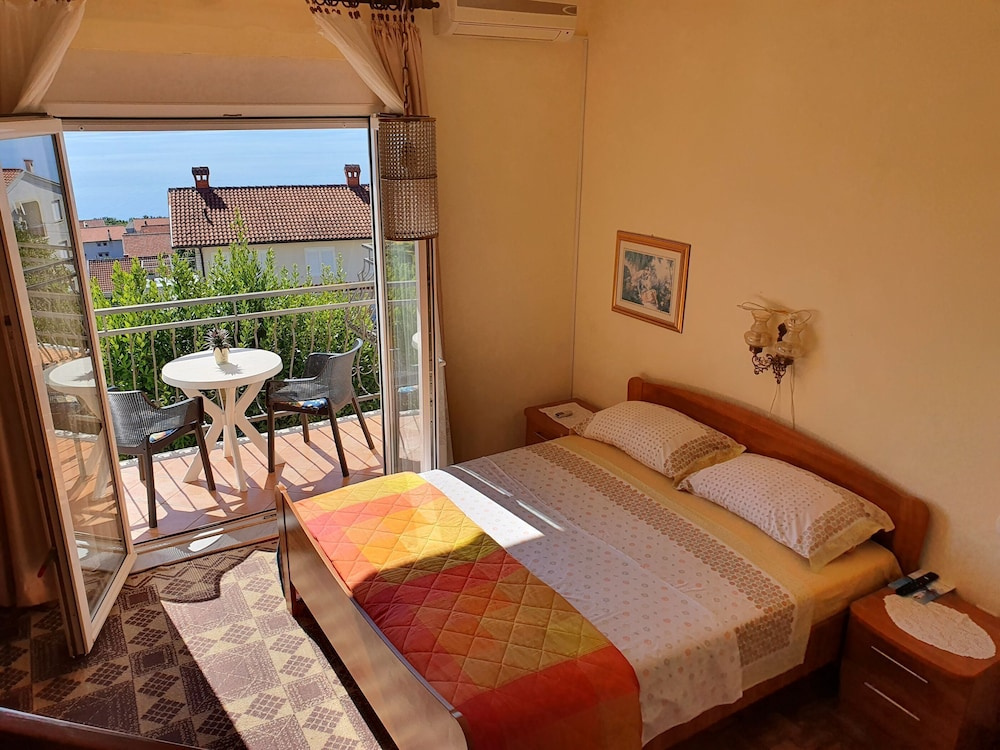 Apartments Badnje
