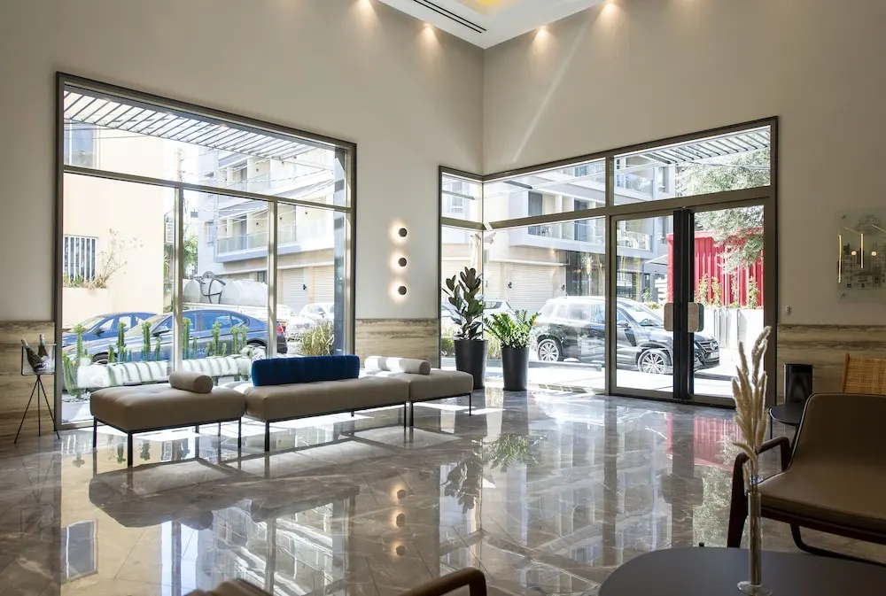 ZUR Studios and Suites