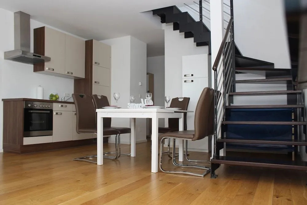 Christiano Apartments