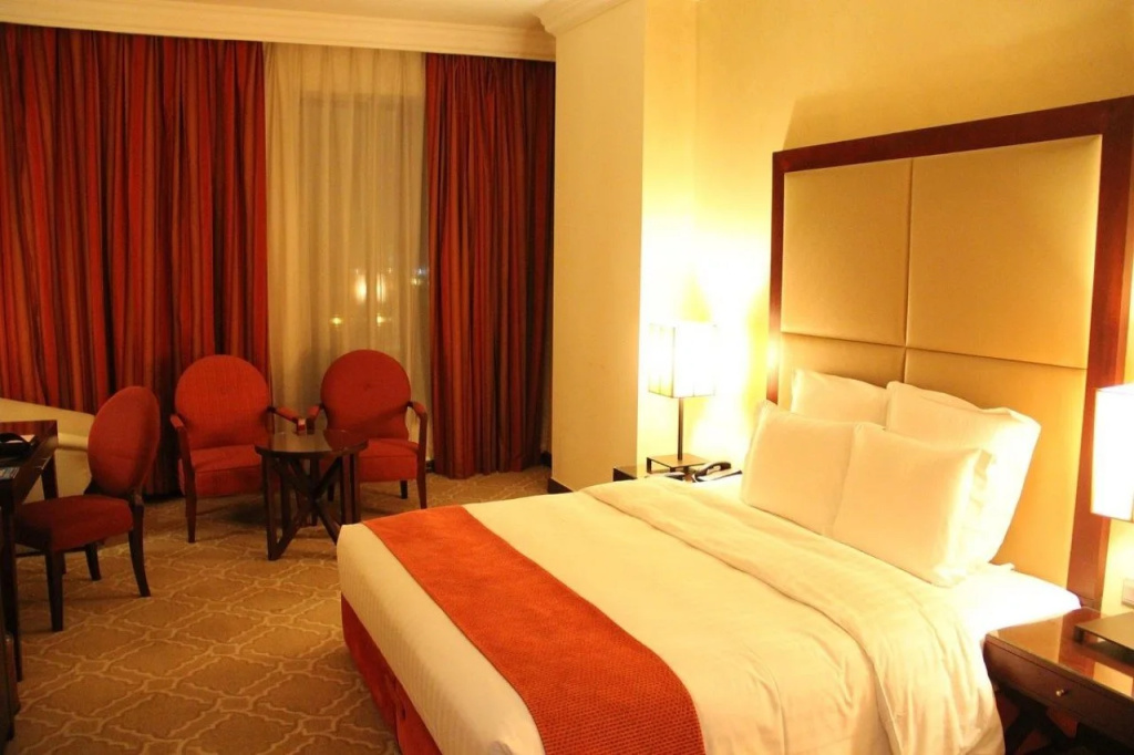 Grand Regal Hotel