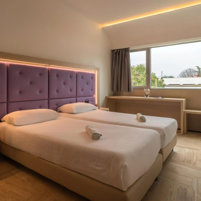 Hotel Antares