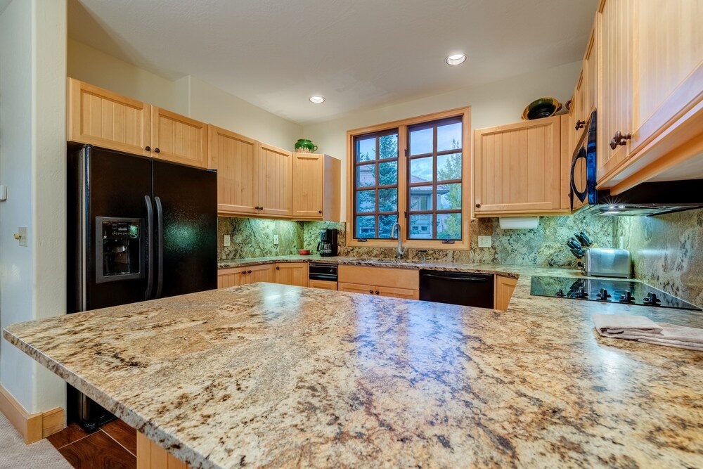 Aspen Ridge 7 3 Bedroom Townhouse by Alpine Lodging Telluride