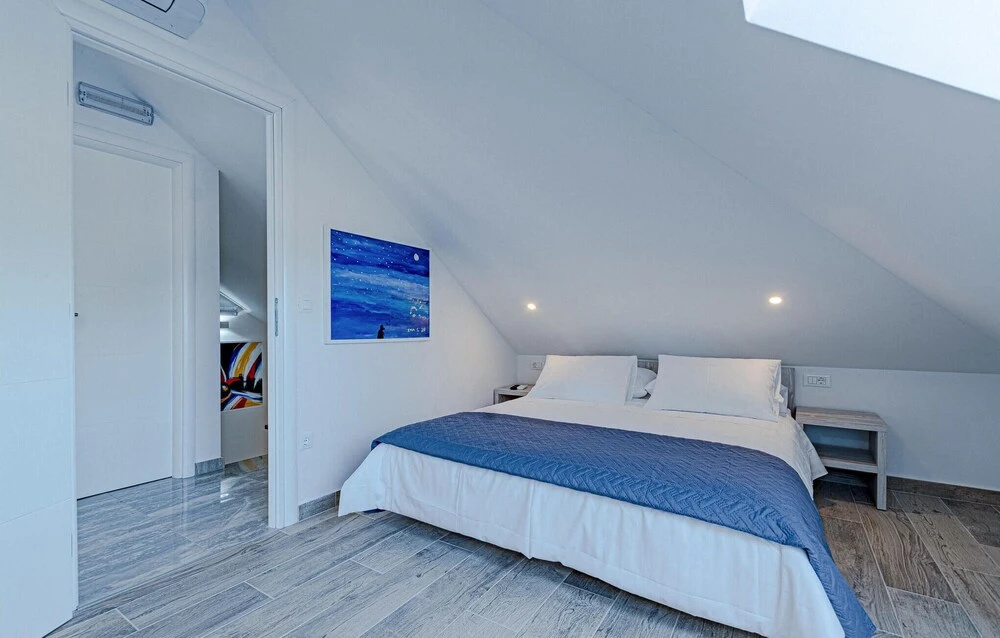 Awesome Home In Kuciste With Wifi