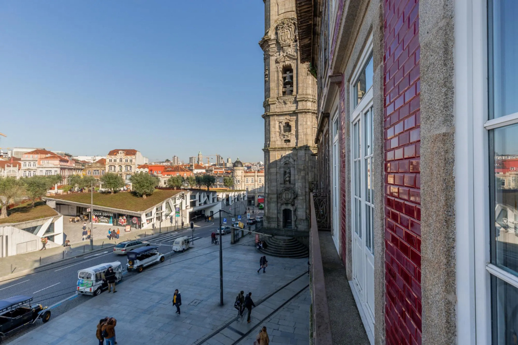 Torre 2 in Oporto With 1 Bathrooms