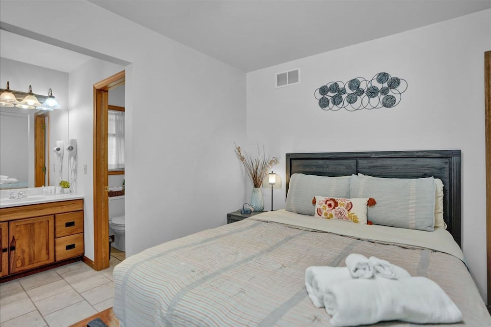 Theater Room Hot Tub Game Room Near Ski Resorts