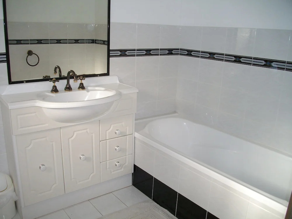 The Peninsula, Duplex 02, 14