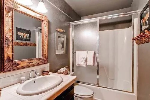 Summit Condominiums in Elkhorn by Alpine Lodging