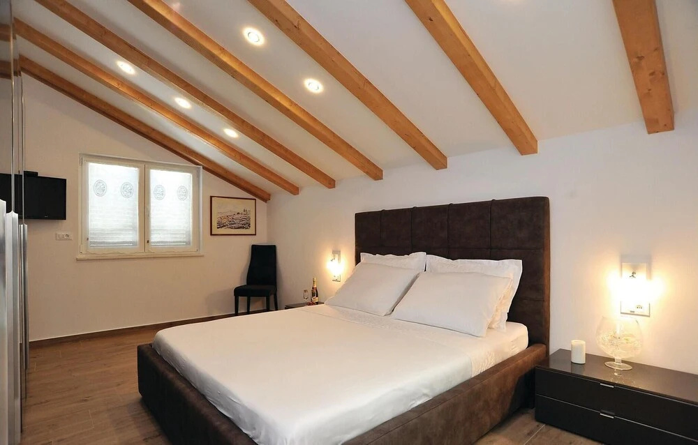 Beautiful Home in Sibenik With Wifi and 3 Bedrooms
