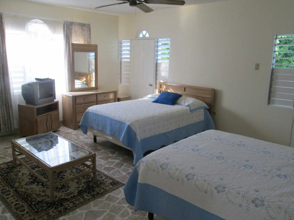Paradise Inn