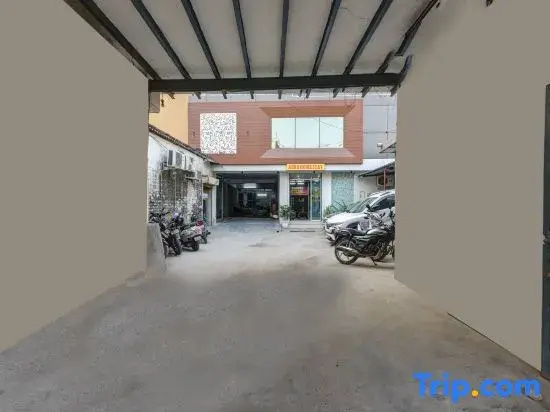 Hotel Aero Homestay near IGI Airport
