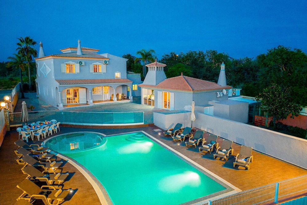 Villa Dubai by Algarve Vacation
