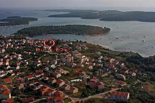 Burle Apartment with FREE private parking
