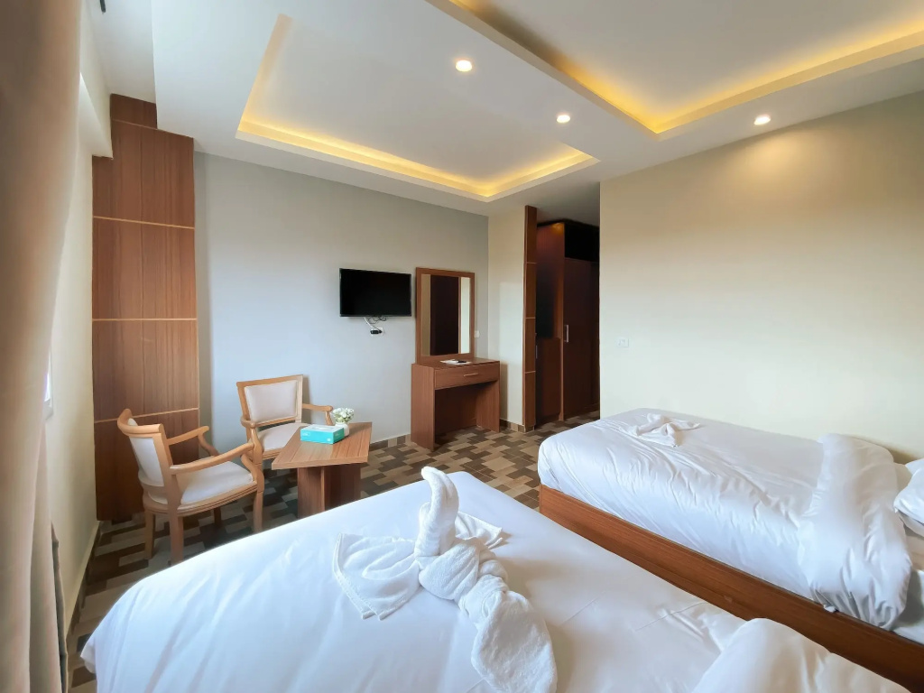 Royal Nine Pyramids View Hotel