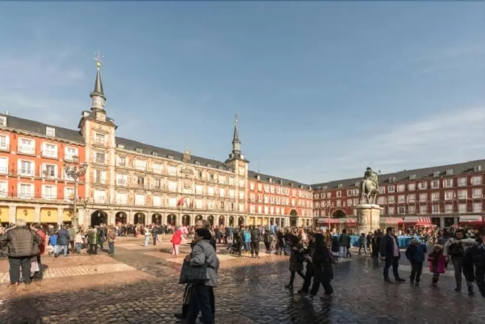 Oshun Plaza Mayor