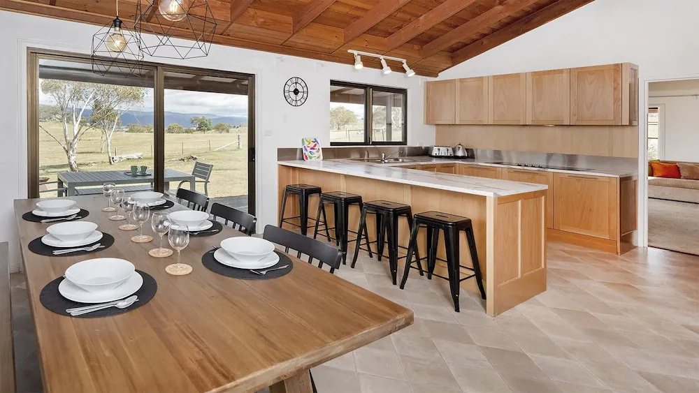 Peak View House