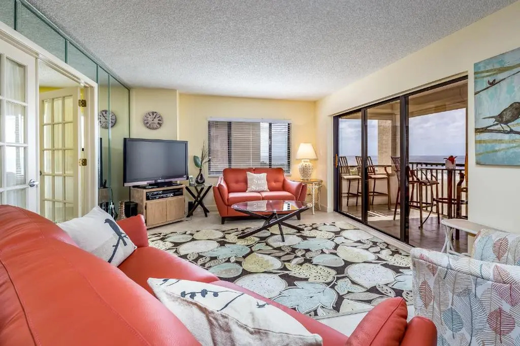 Sandarac B610, 2 Bedrooms, Pool Access, Beach Front, Sleeps 4