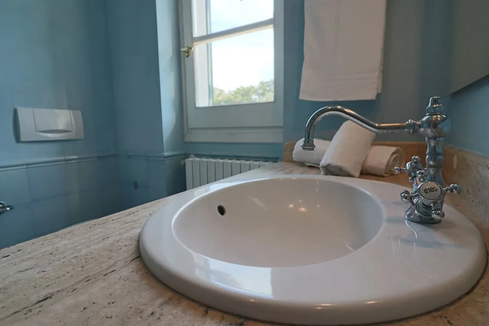 Executive Suite - Calais