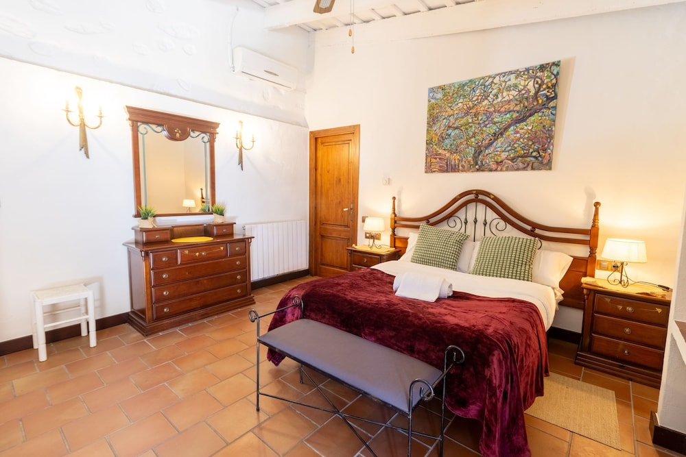 Masia Notari Casabona