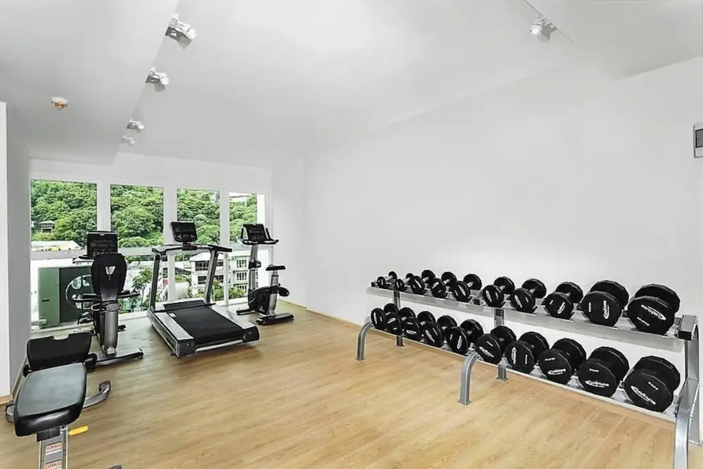 A714 Rooftop Pool Gym Parking 900m From Kata Beach