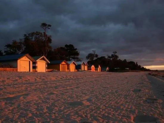 Capel Sound Escapes