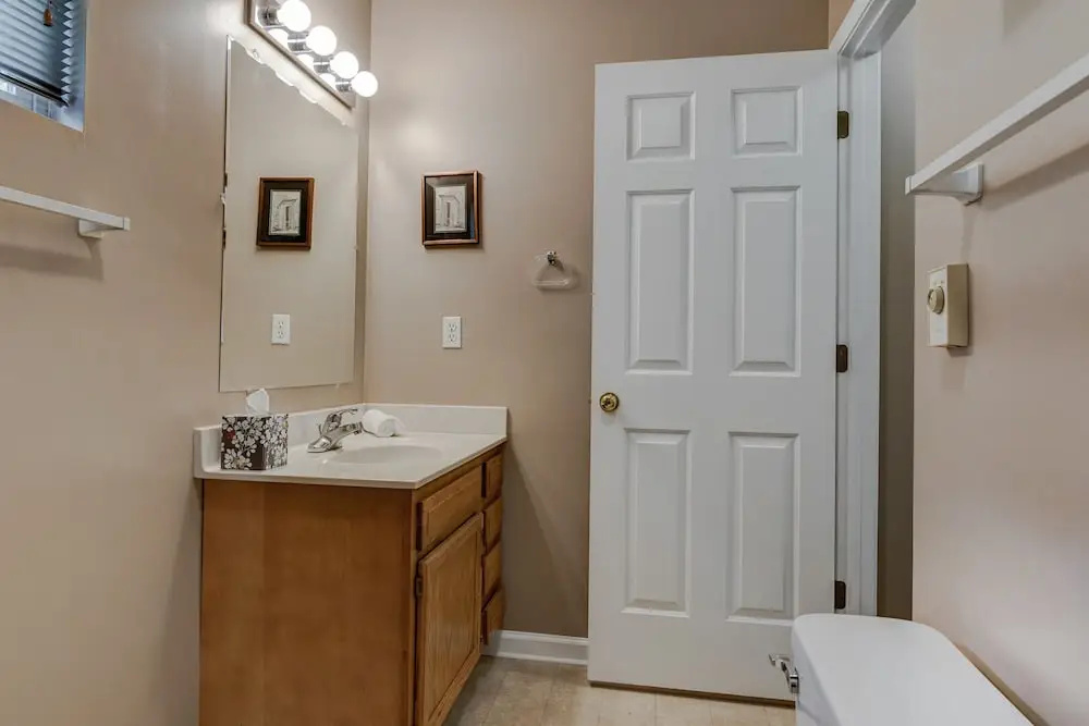 Eastern Sky - 1 Br Home