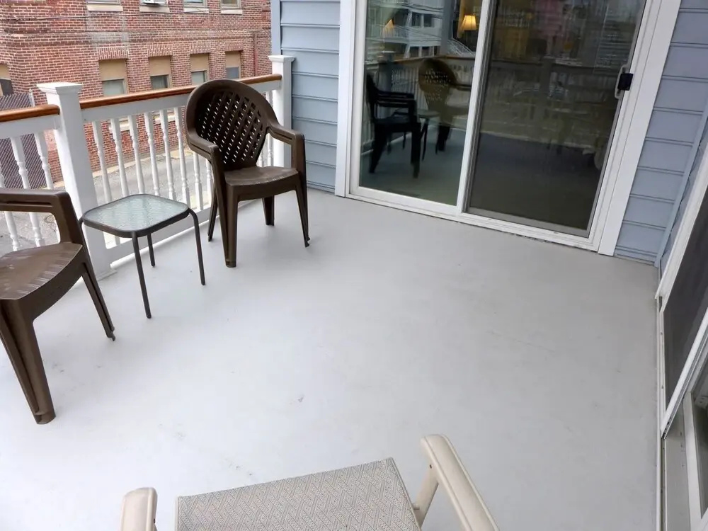 Oc820 Wesley Ave 1st-floor