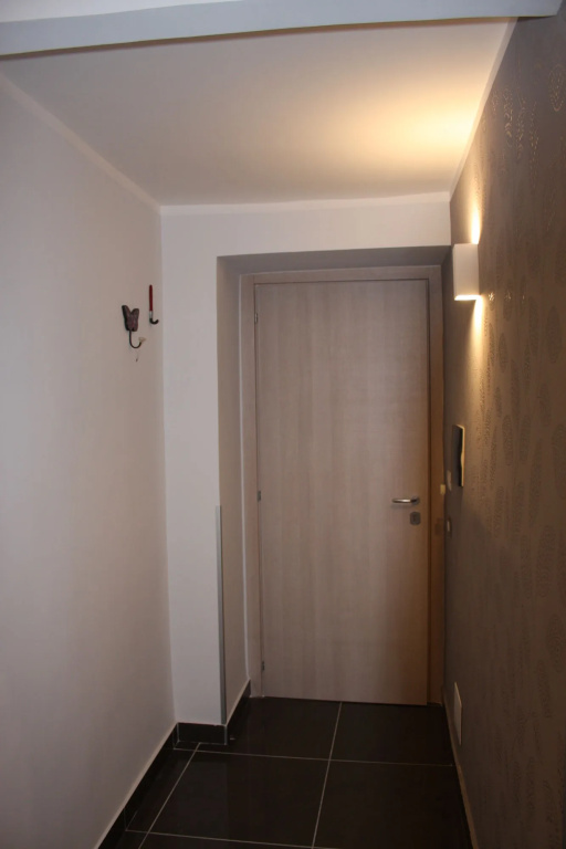 Be Italian Flat Bovio