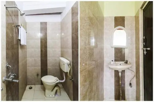 OYO 61862 Hotel Aditya