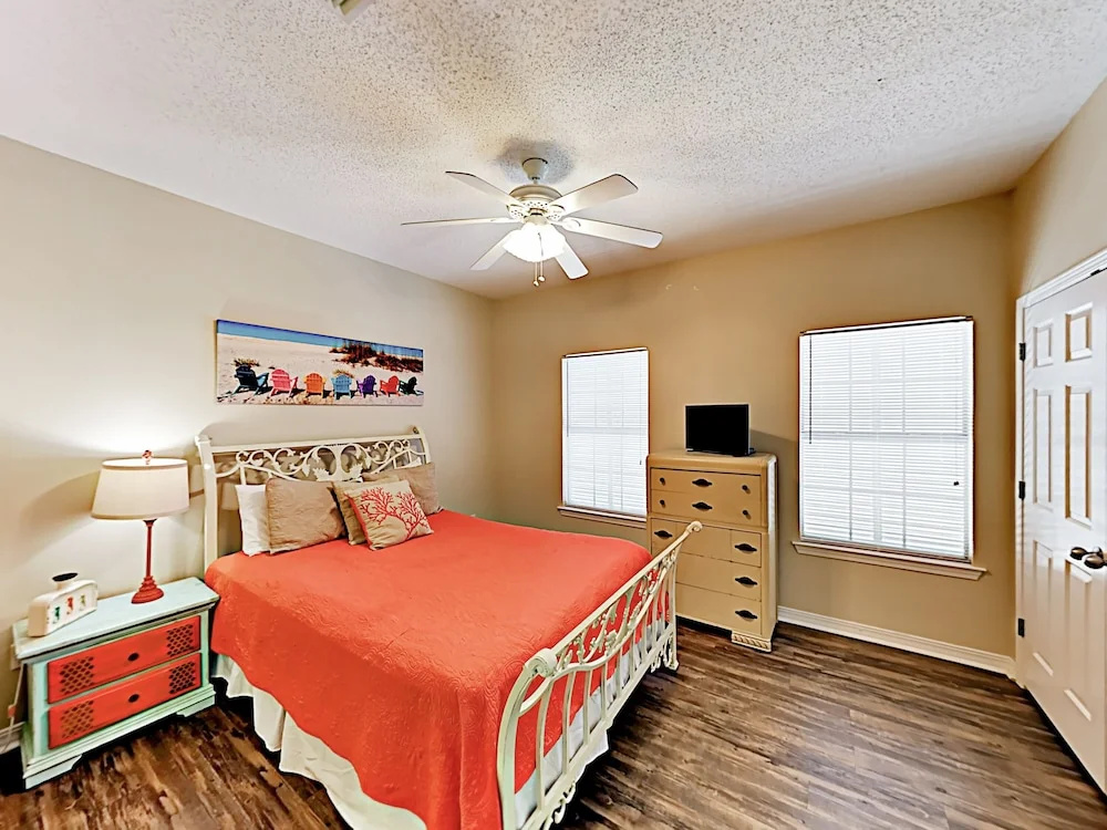 Simply Paradise - 2 Br Condo