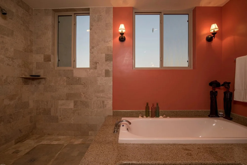 Paraiso Del Mar Resort F301 3 Bed by Casago