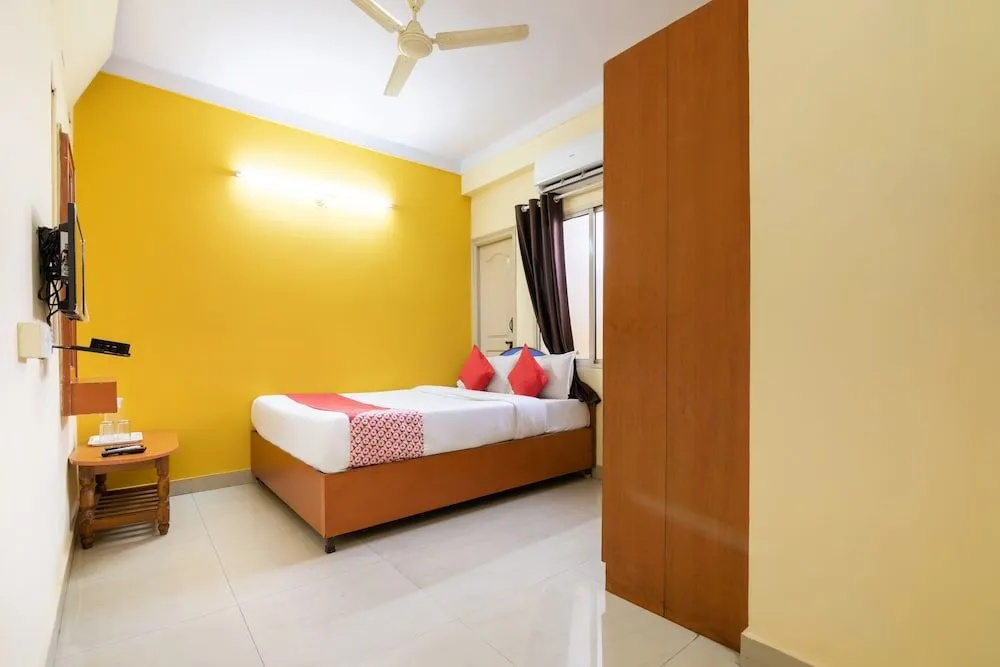 Oyo 13901 Vishal Residency