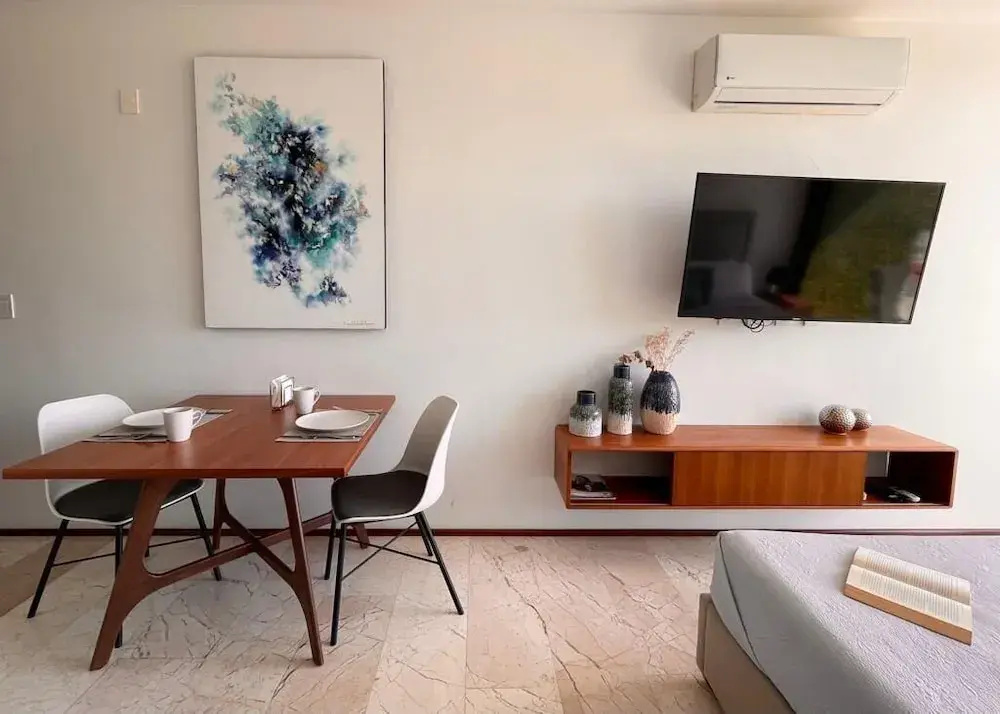 Amazing Complex Near 5th Avenue by Andiani Travel