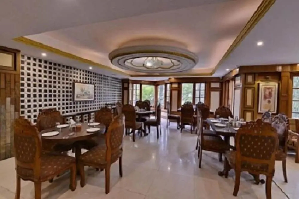 1 BR Boutique stay in Naldehra, Shimla, by GuestHouser