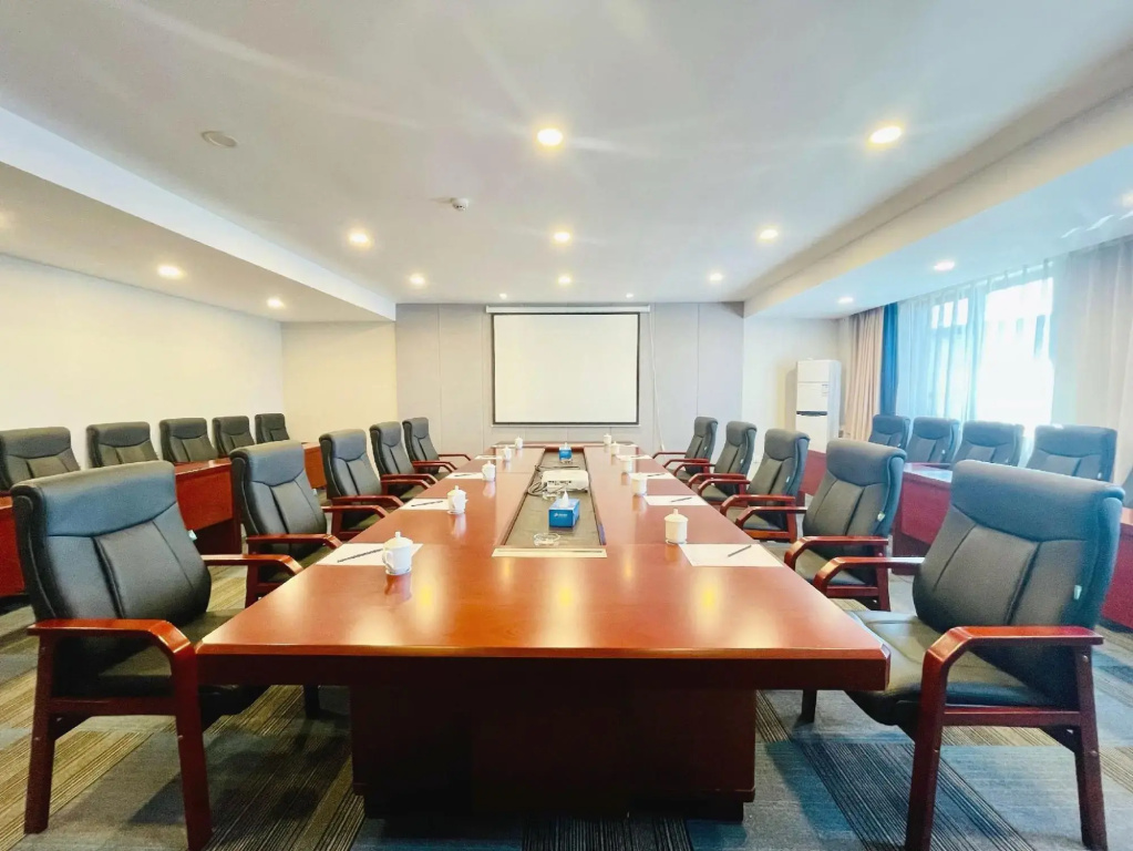 Yanghe Distillery Hotel