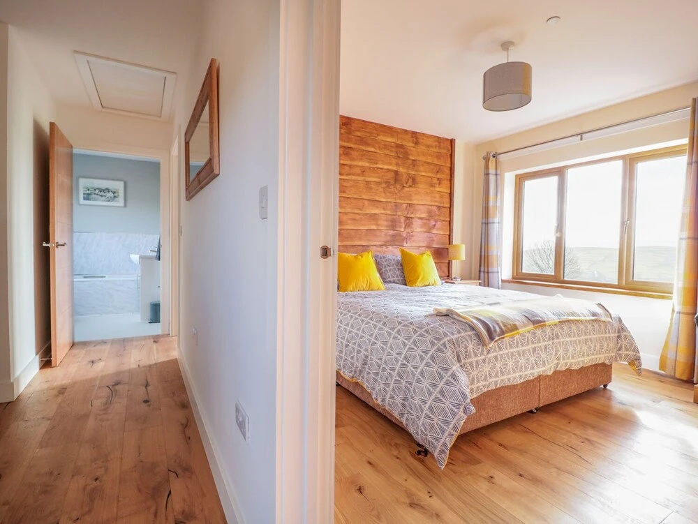 Lundy Lodge - Begwyns View