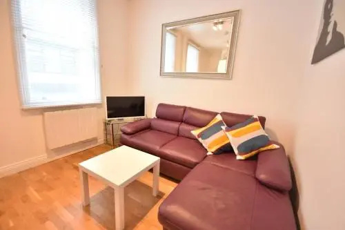 2 Soho Apartments (1st floor)
