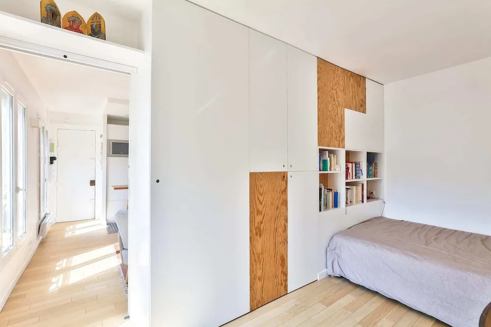 Fully Equipped Apartment Near the Canal Saint Martin