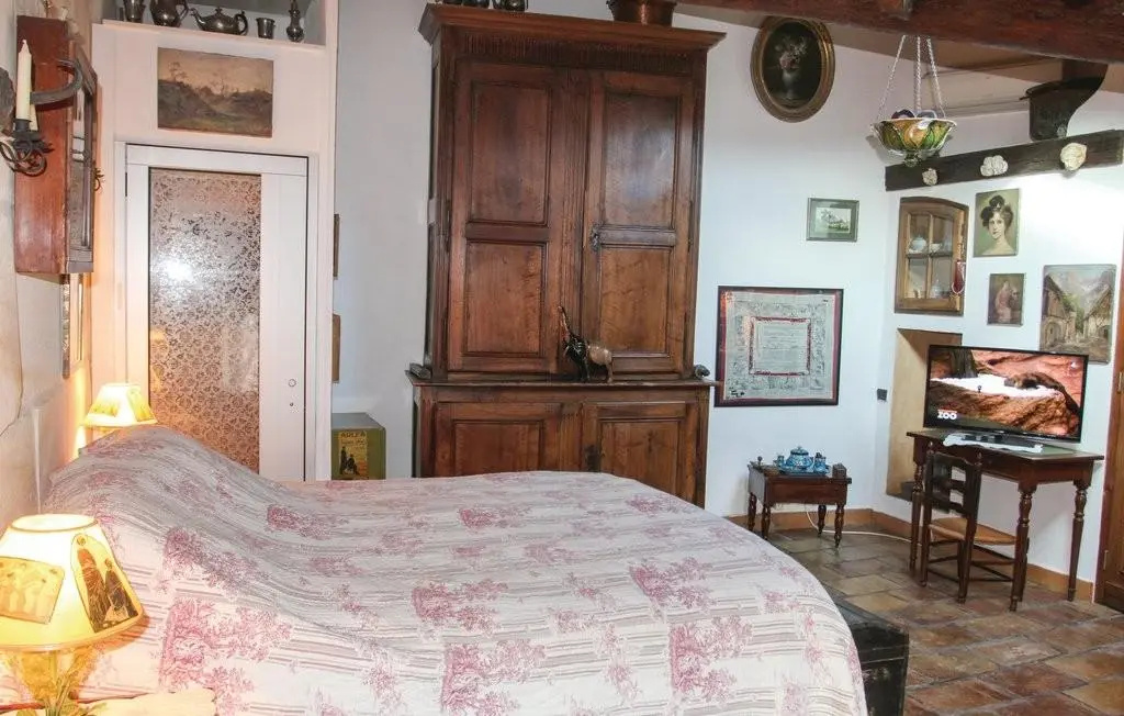 LA CASA DE BOULBON