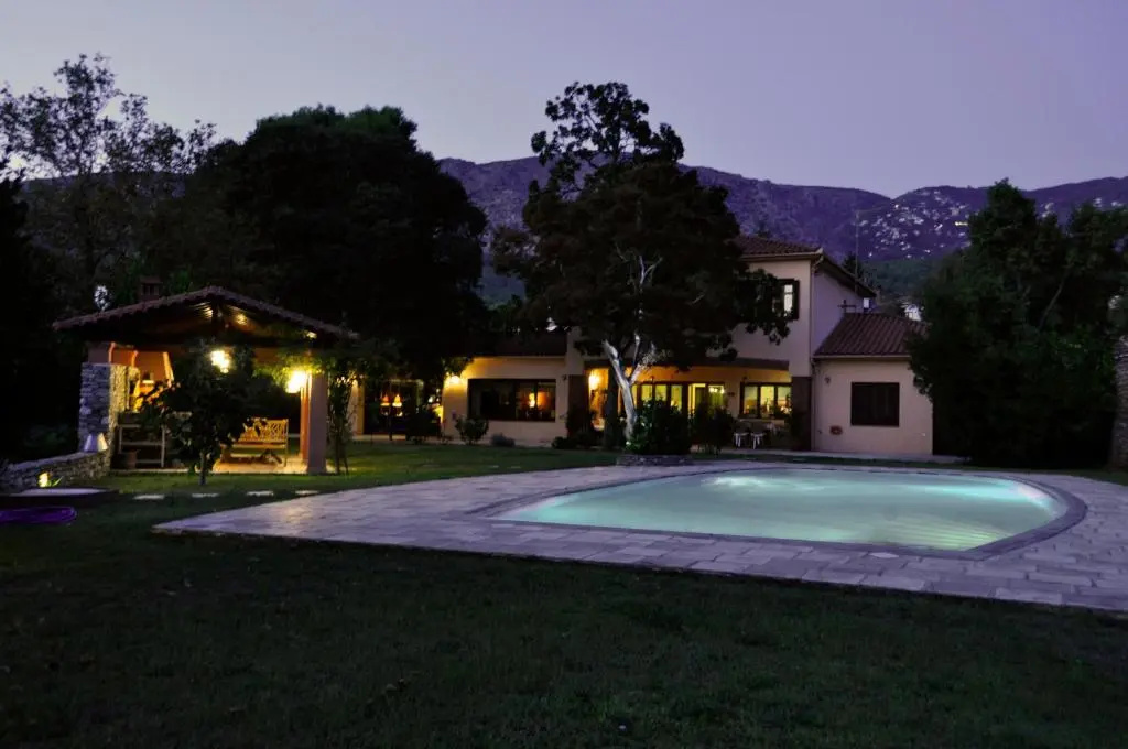 Anna's Mansion