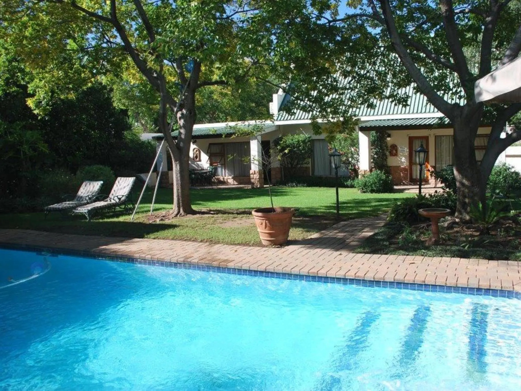 Sunninghill Guest Lodges