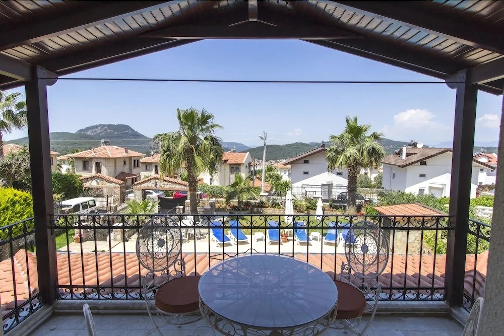 Villa Siesta by Villamnet