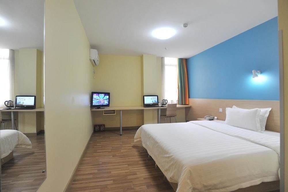 Super 8 Hotel - Shiyan Theater Sehnzhen
