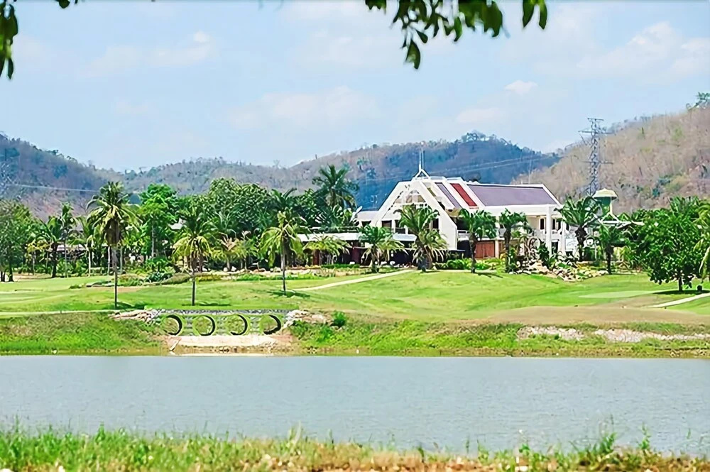 Majestic Creek Golf Club & Resort