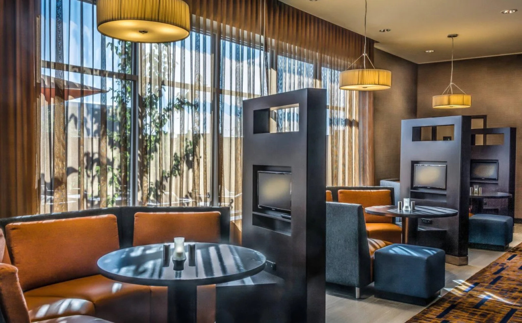 Courtyard by Marriott Winnipeg Airport