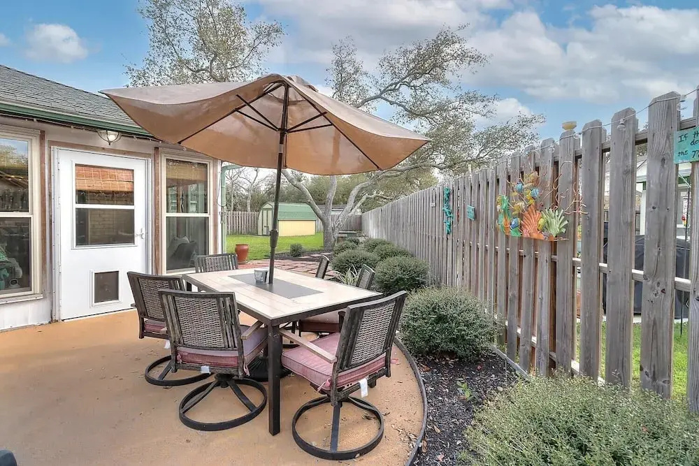 Bluebird House 3 Bedroom Home by Redawning