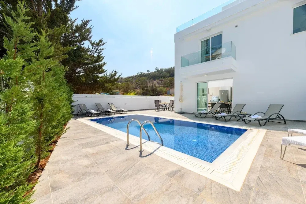 Green Bay Villa No13