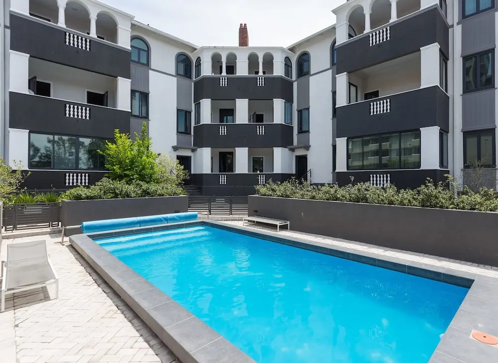 202 Warwick